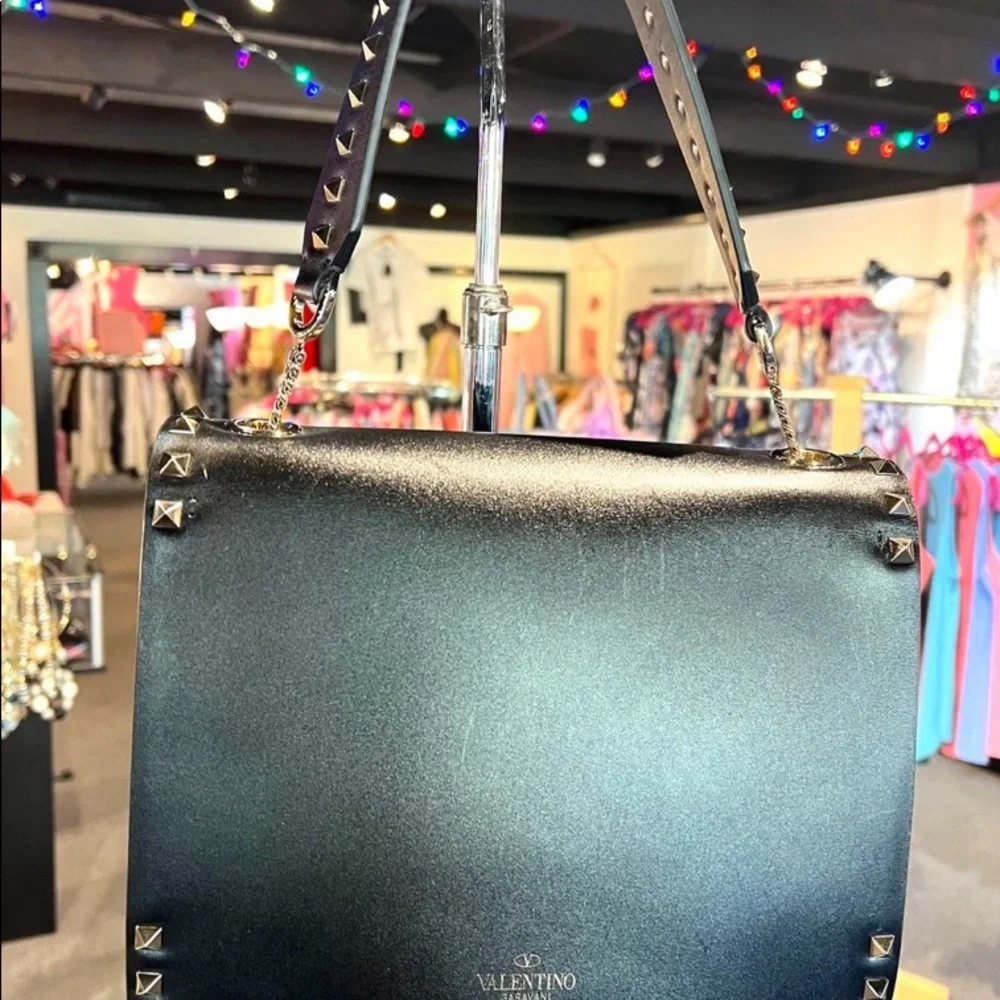 VALENTINO GARAVANI NWT BLACK LEATHER ROCK STAR GOLD STUDDED SHOULDER BAG - Picture 8 of 14